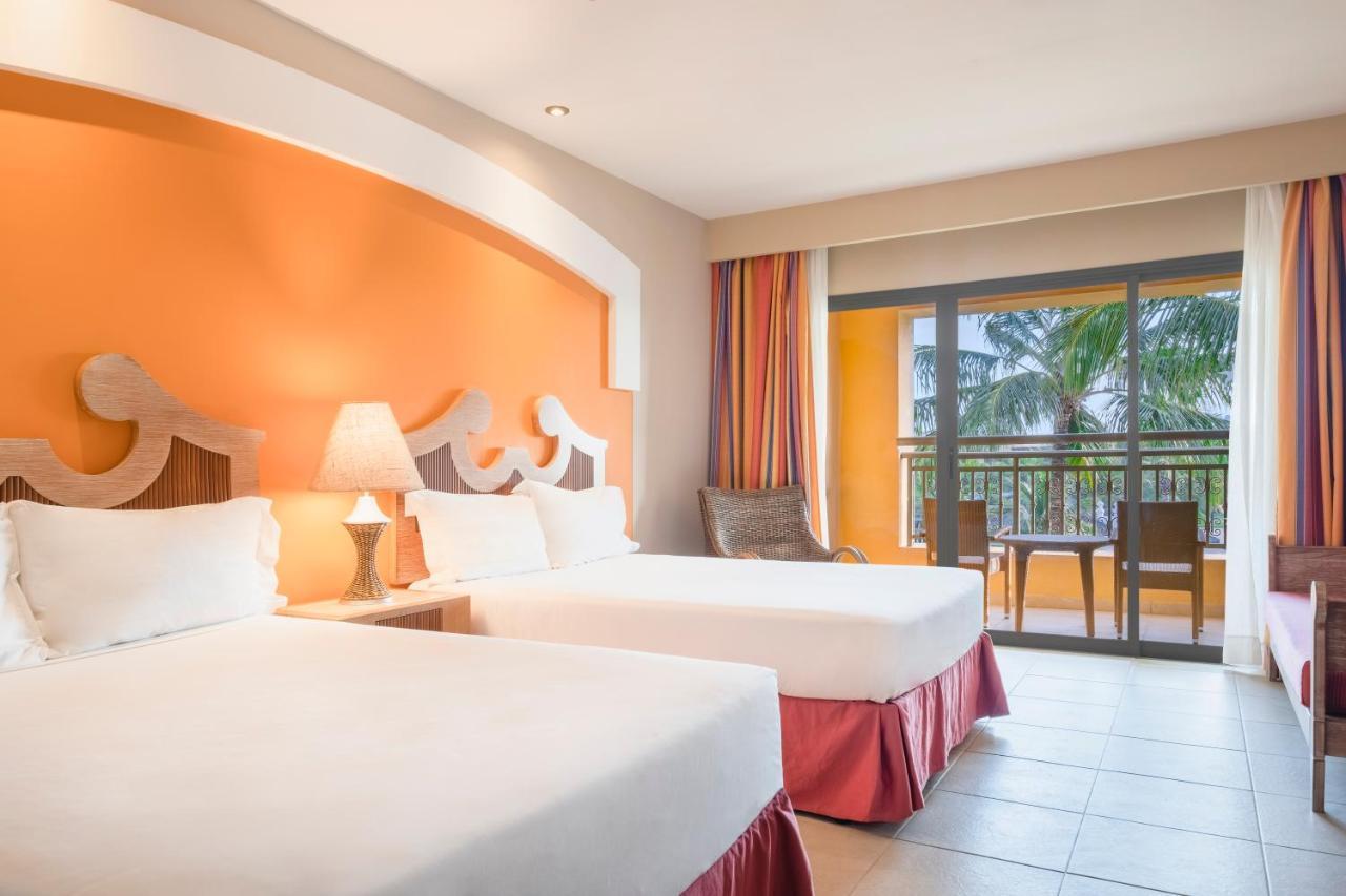 Resort Iberostar Waves Bahia 5*