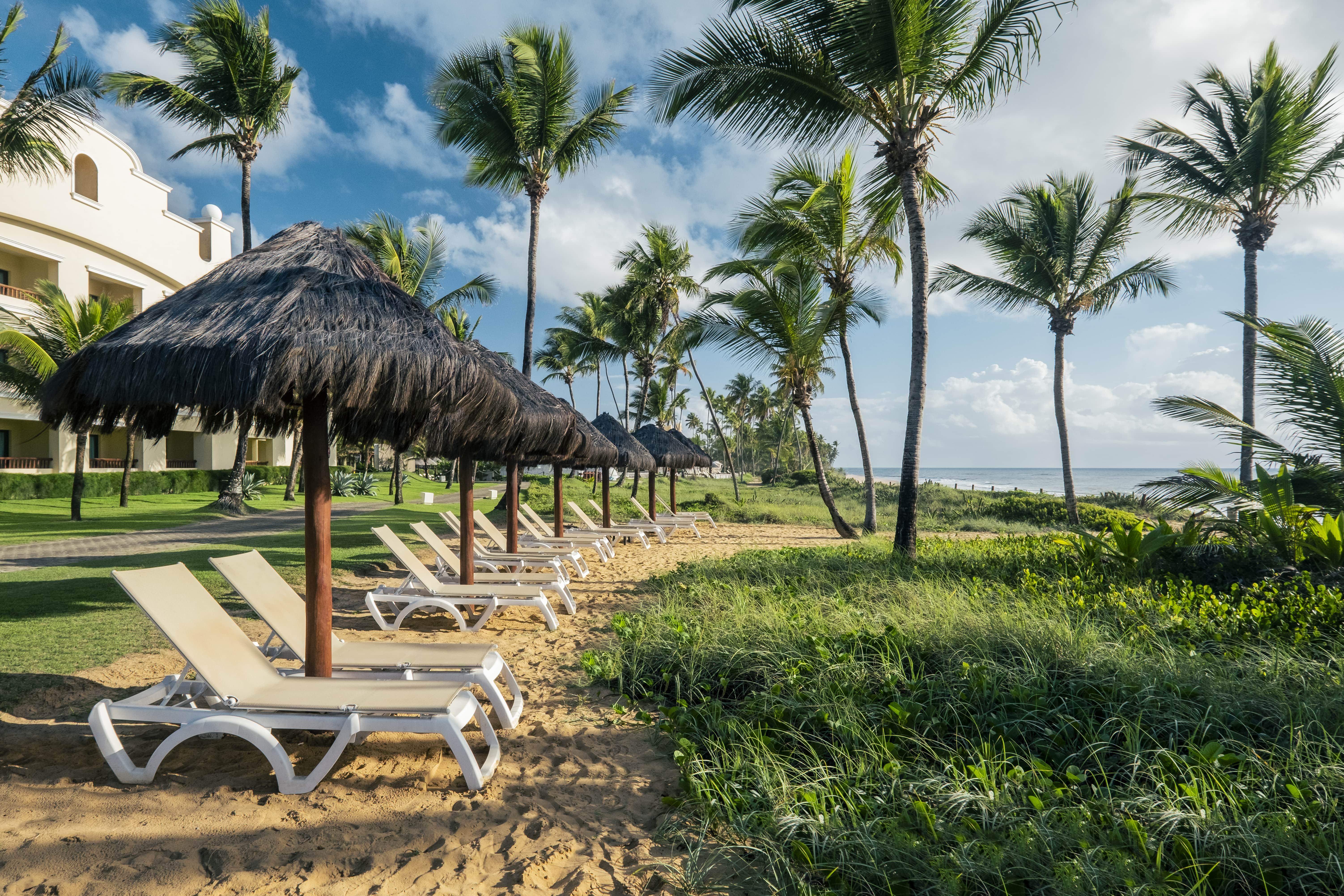 Iberostar Waves Bahia Resort
