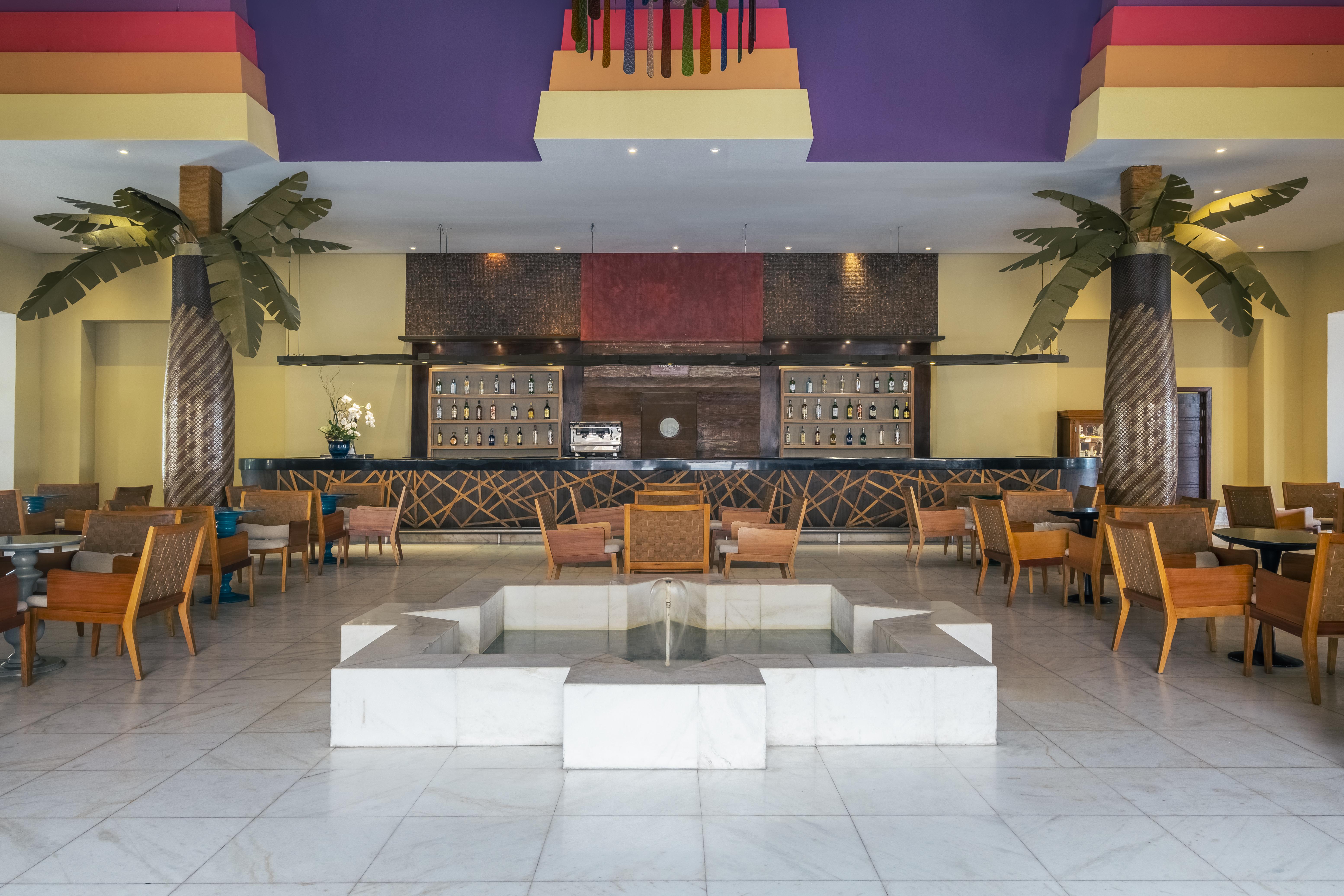 Iberostar Waves Bahia Resort