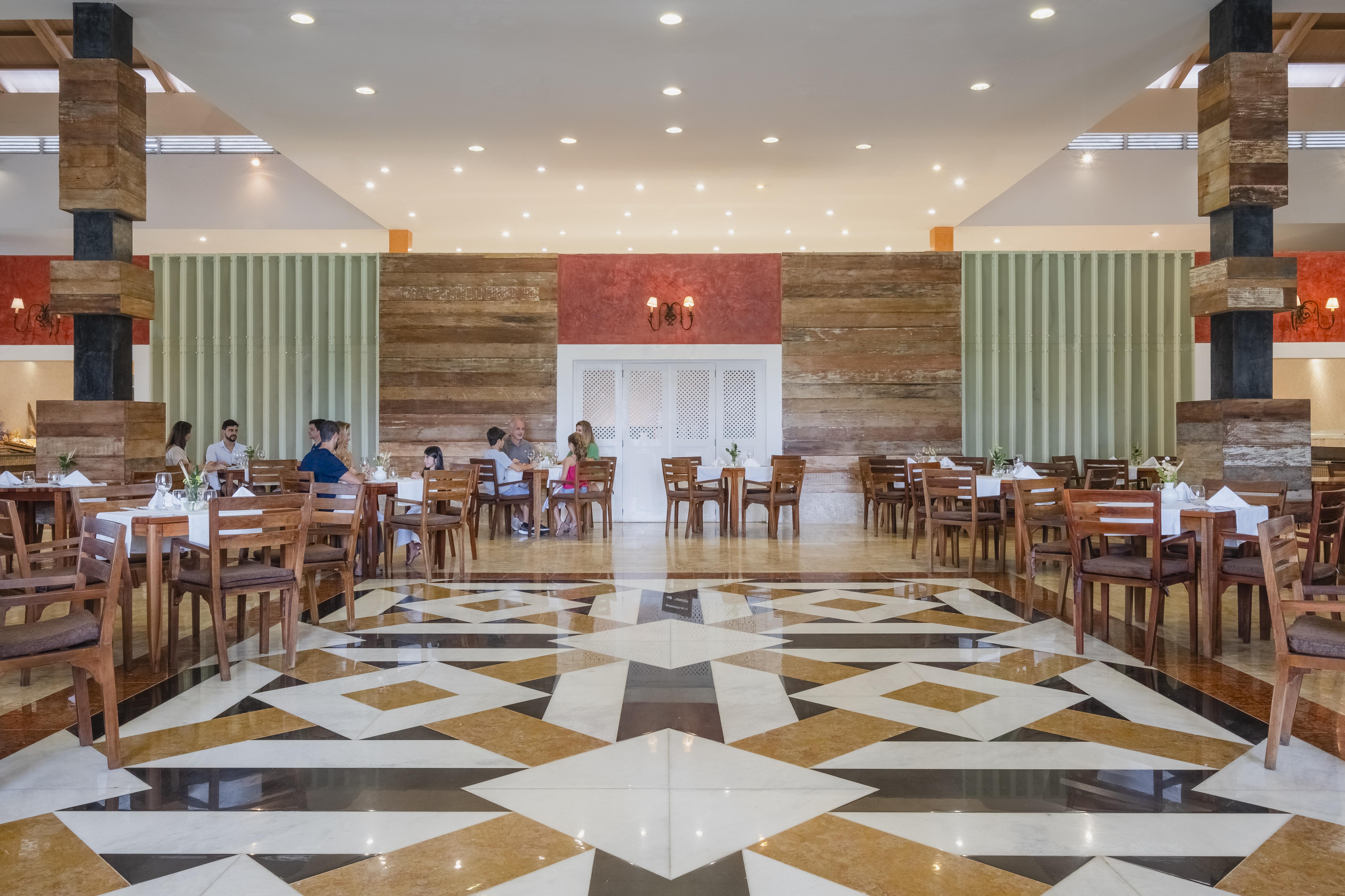Resort Iberostar Waves Bahia 5*